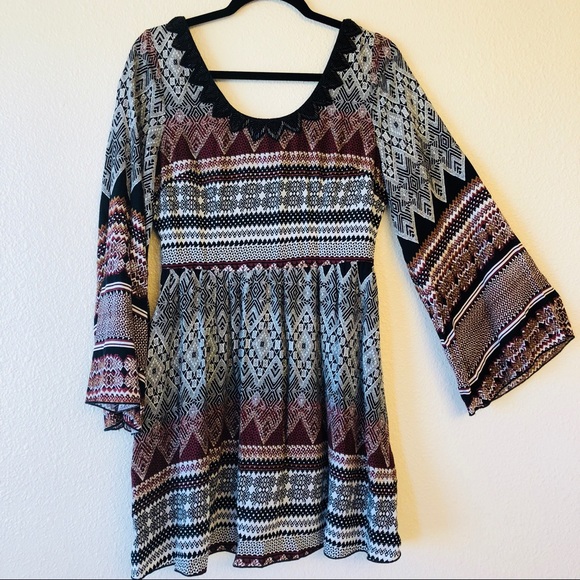 Alya Bohemian Beaded Neckline Tribal Print Dress - Picture 5 of 5